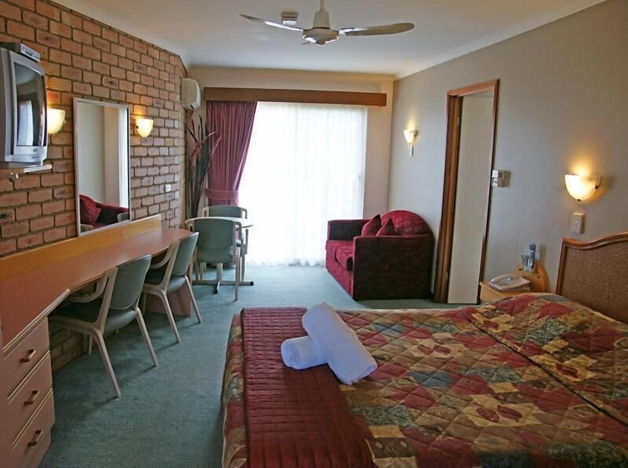 Sapphire Waters Motor Inn Merimbula Exterior photo