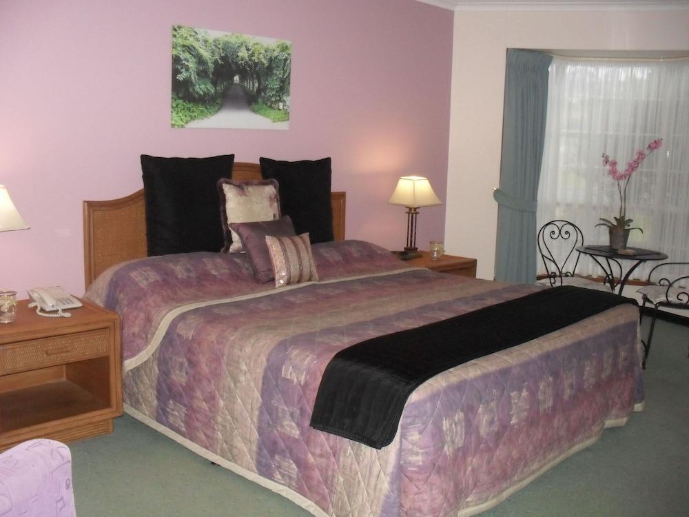 Sapphire Waters Motor Inn Merimbula Exterior photo